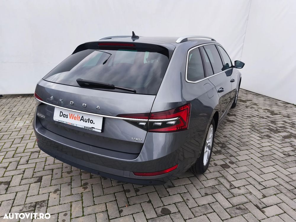 Skoda Superb 2.0 TDI 4x4 DSG Premium Edition - 5