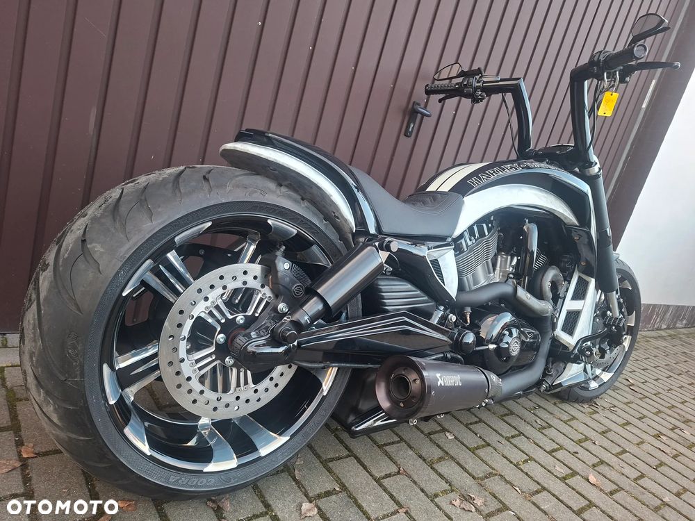 Harley-Davidson V-Rod Muscle - 15