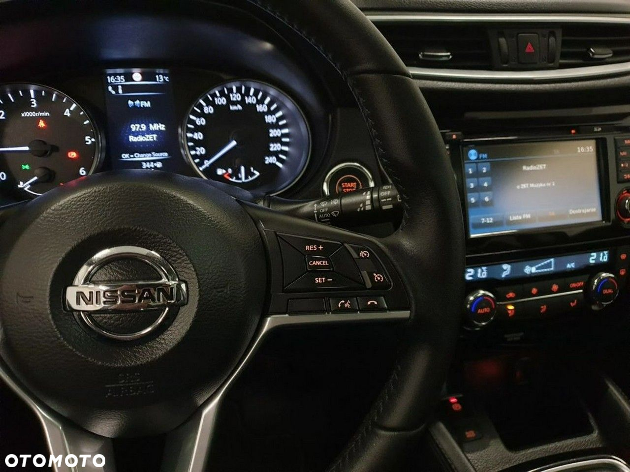 Nissan Qashqai 1.5 dCi Tekna+ - 12