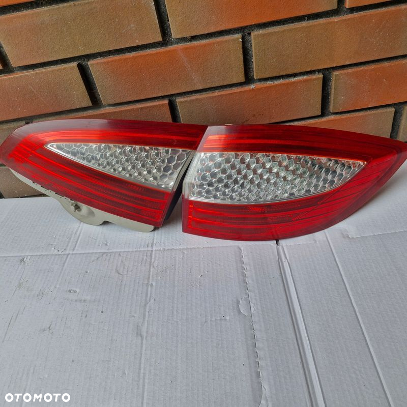 LAMPA PRAWY TYŁ TYLNA FORD MONDEO MK4 KOMBI (07-10) 7S71-13404-B EUROPA - 2