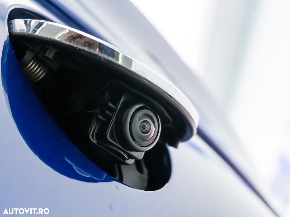 Mercedes-Benz GLC - 17