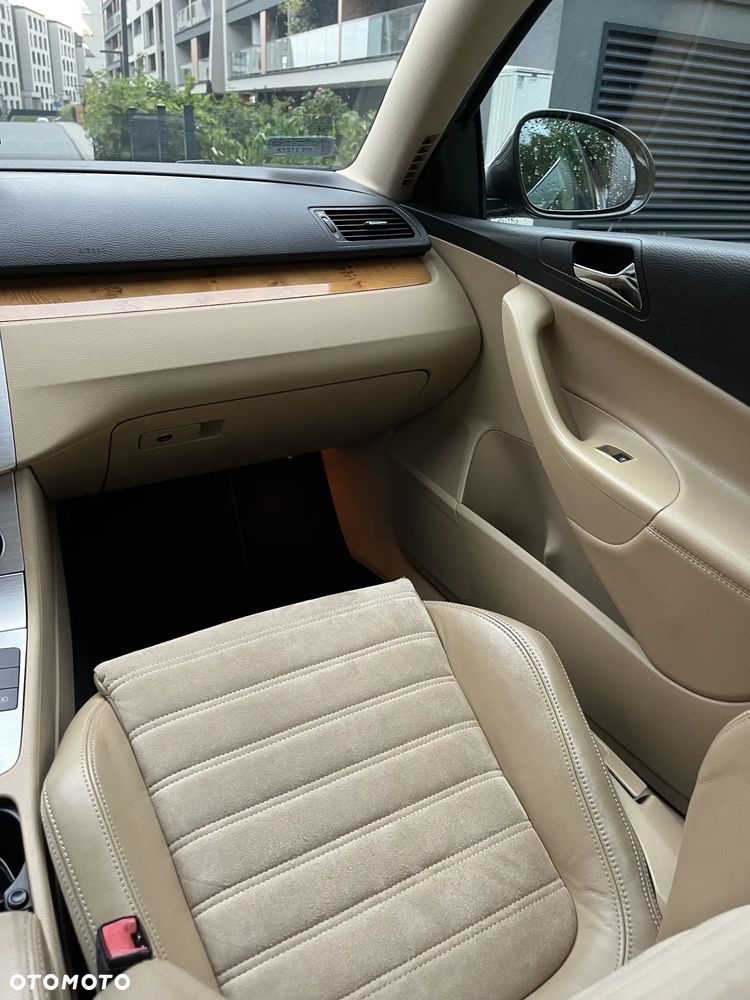 Volkswagen Passat 2.0 TDI DPF Highline DSG - 13