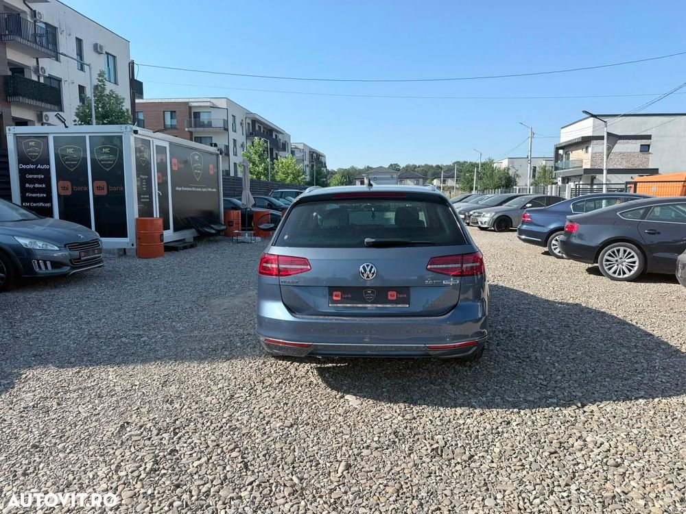 Volkswagen Passat - 23