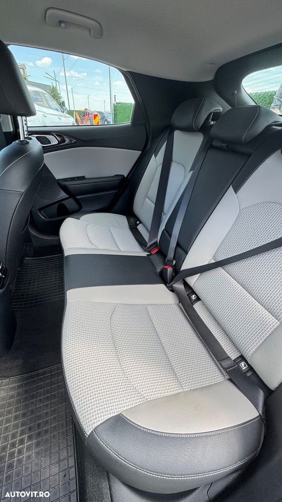 Kia XCeed 1.6 T-GDI 6MT Style - 11