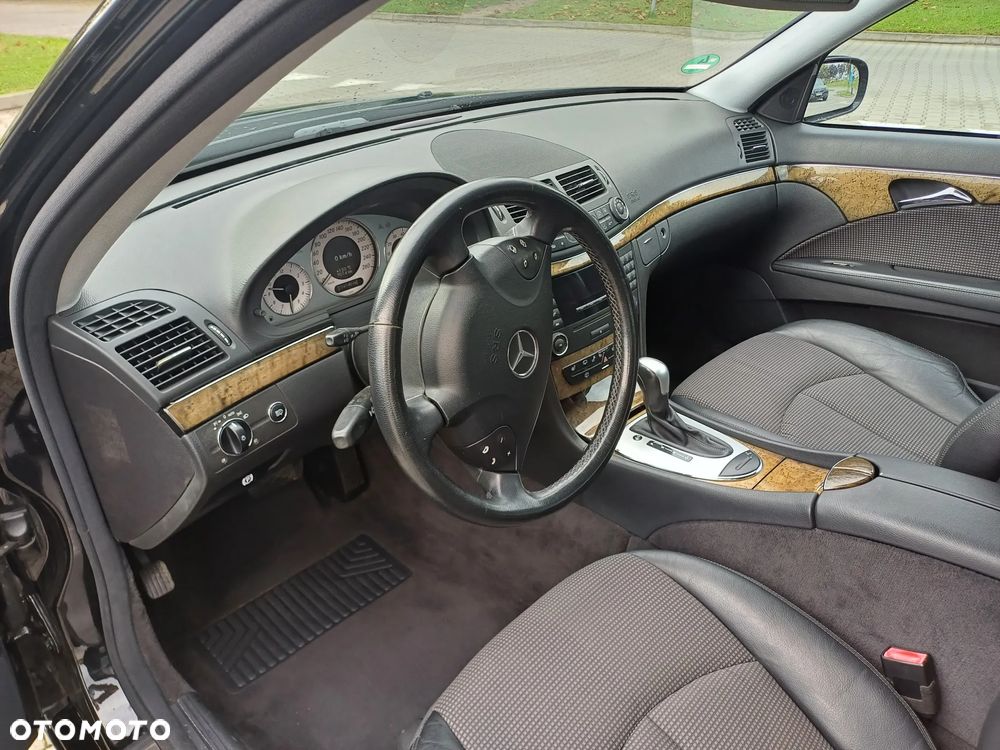 Mercedes-Benz Klasa E 200 T Kompressor Automatik Avantgarde - 12
