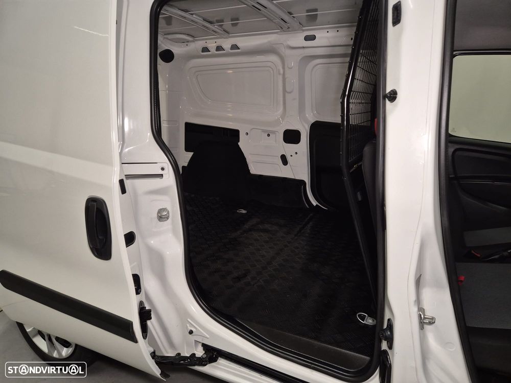 Fiat Doblo 1.3 M-jet MAXI - 31