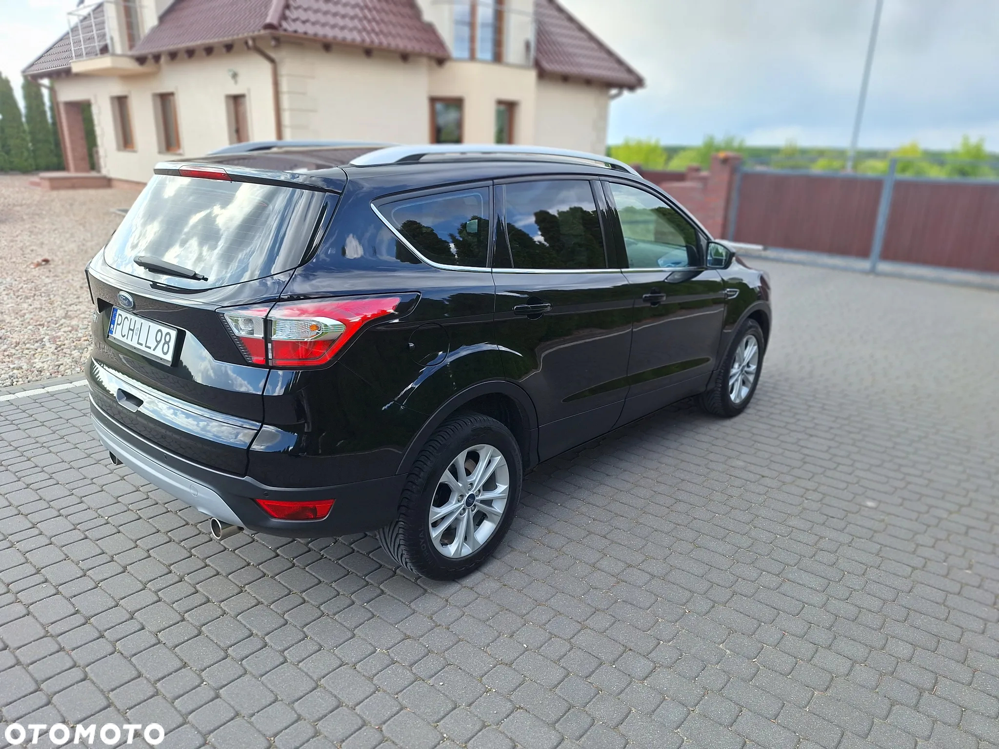 Ford Kuga 2.0 TDCi 2x4 Business Edition - 26