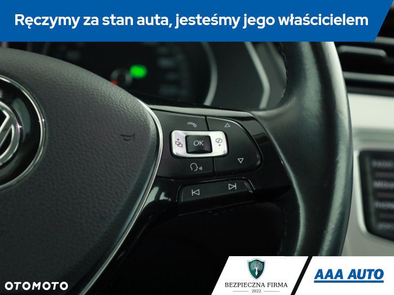 Volkswagen Passat Variant - 17