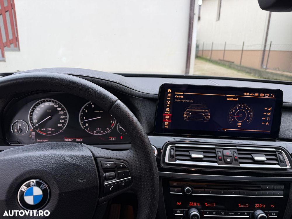 BMW Seria 7 740i Aut. - 9