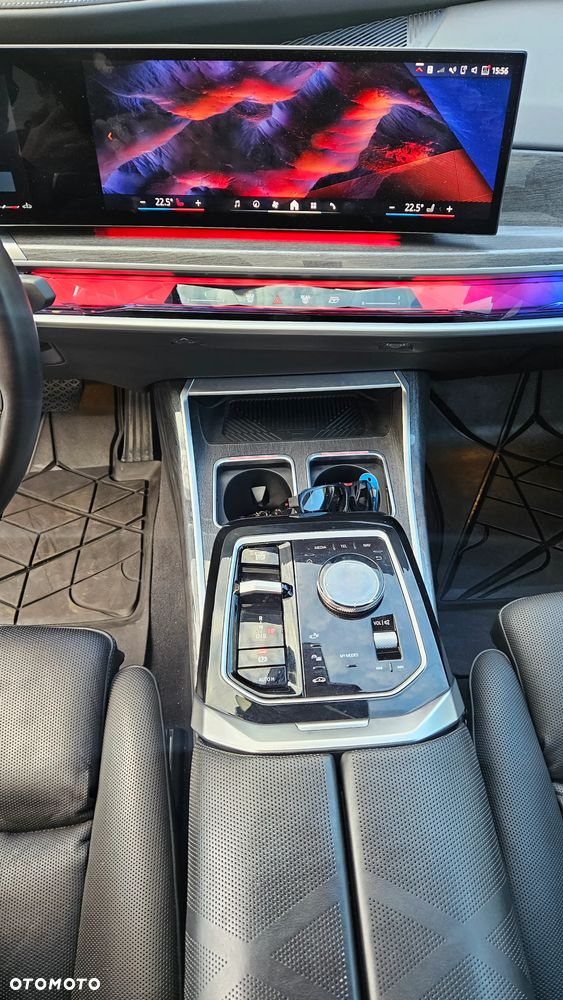 BMW Seria 7 - 34