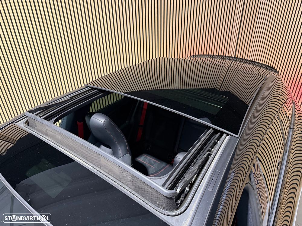 Mercedes-Benz CLA 35 AMG 4Matic — fotografia 8