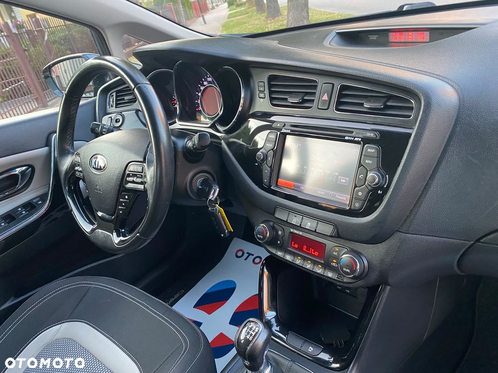 Kia Ceed 1.6 GDI Edition 7 - 11