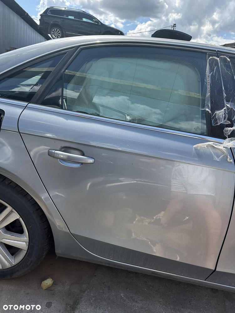 DRZWI TYLNE AUDI A4 2008 LY7G - 2