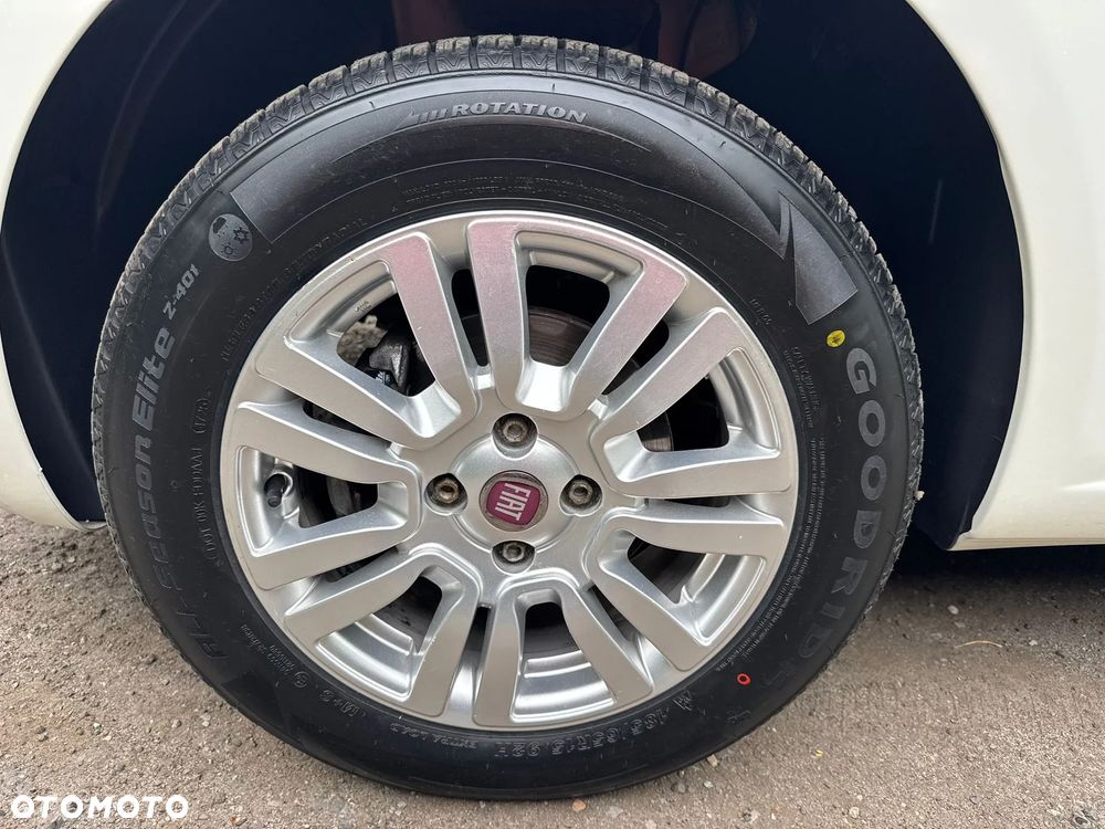 Fiat Punto 1.2 Easy Euro6 - 9