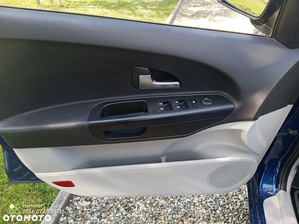 Kia Ceed 1.6 CRDi LX - 13