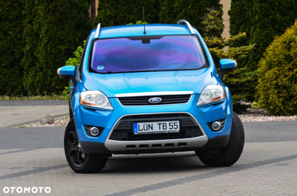 Ford Kuga 2.0 TDCi 2x4 Titanium - 3