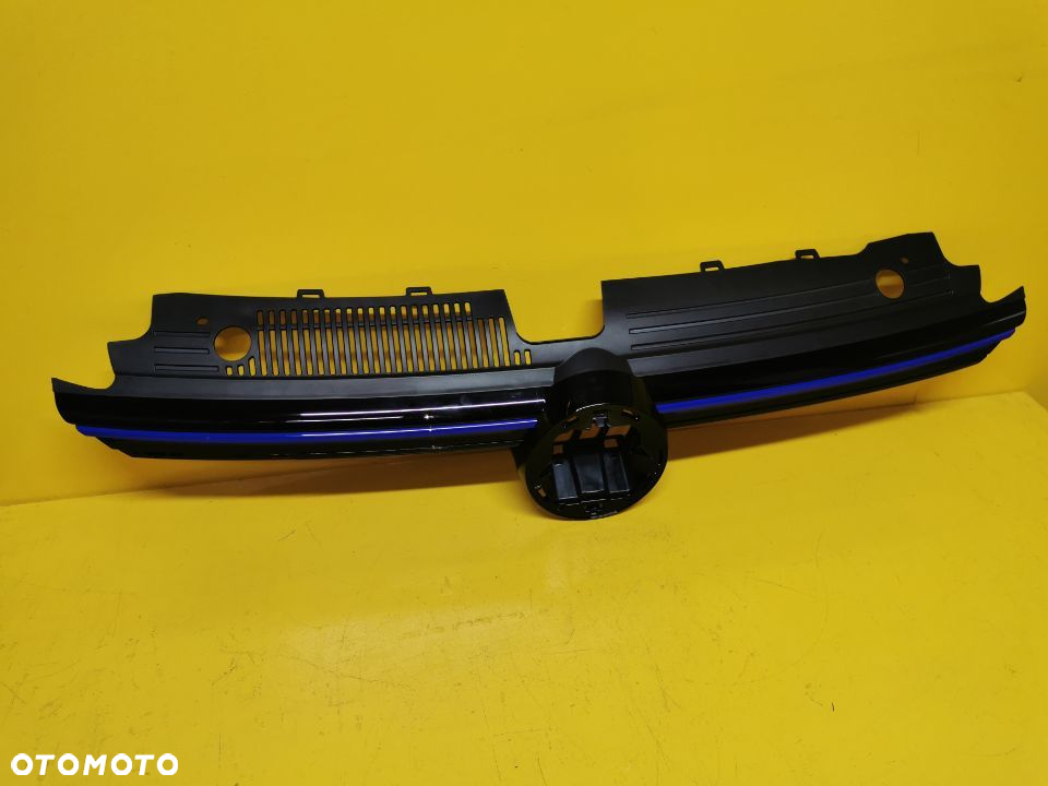 VW GOLF VIII GTD GRILL ATRAPA LED 5H0853653 - 3