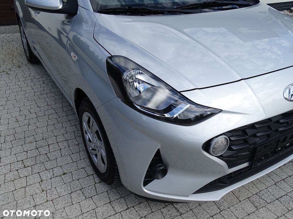 Hyundai i10 - 10