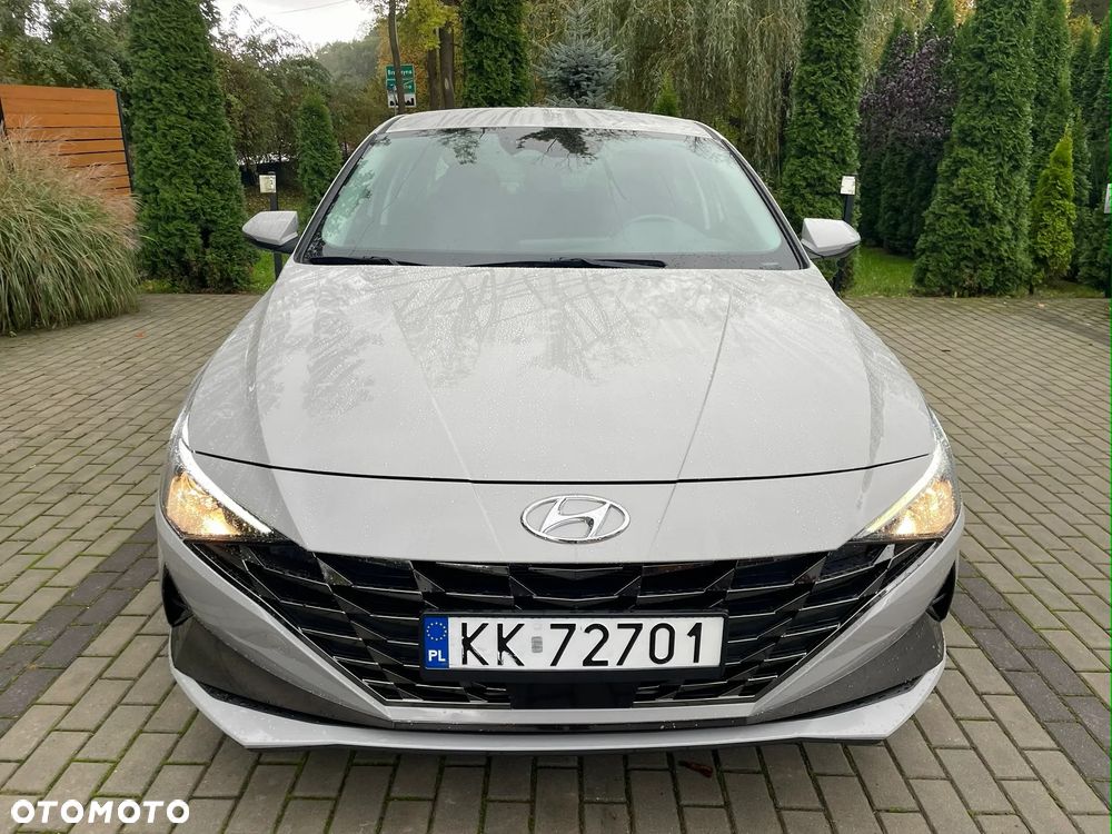 Hyundai Elantra 1.6 Modern CVT - 8