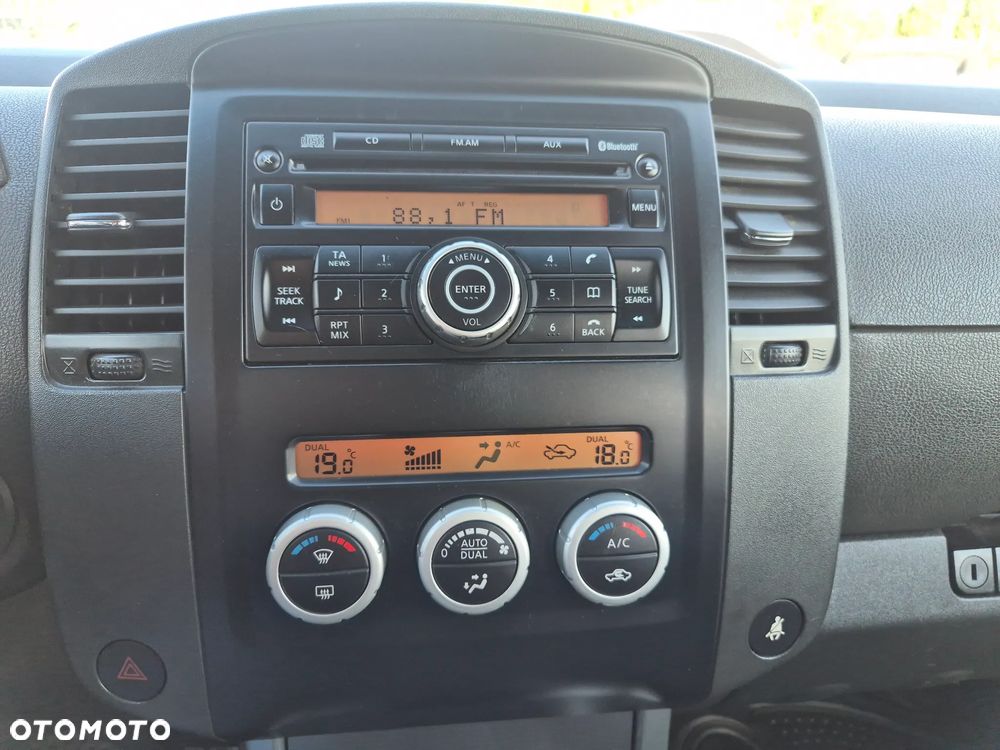 Nissan Pathfinder 2.5 DCi XE - 16