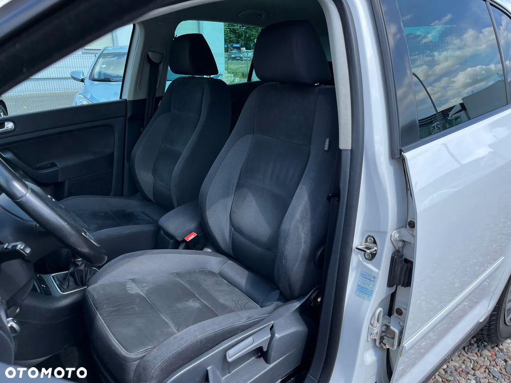 Volkswagen Golf Plus - 15
