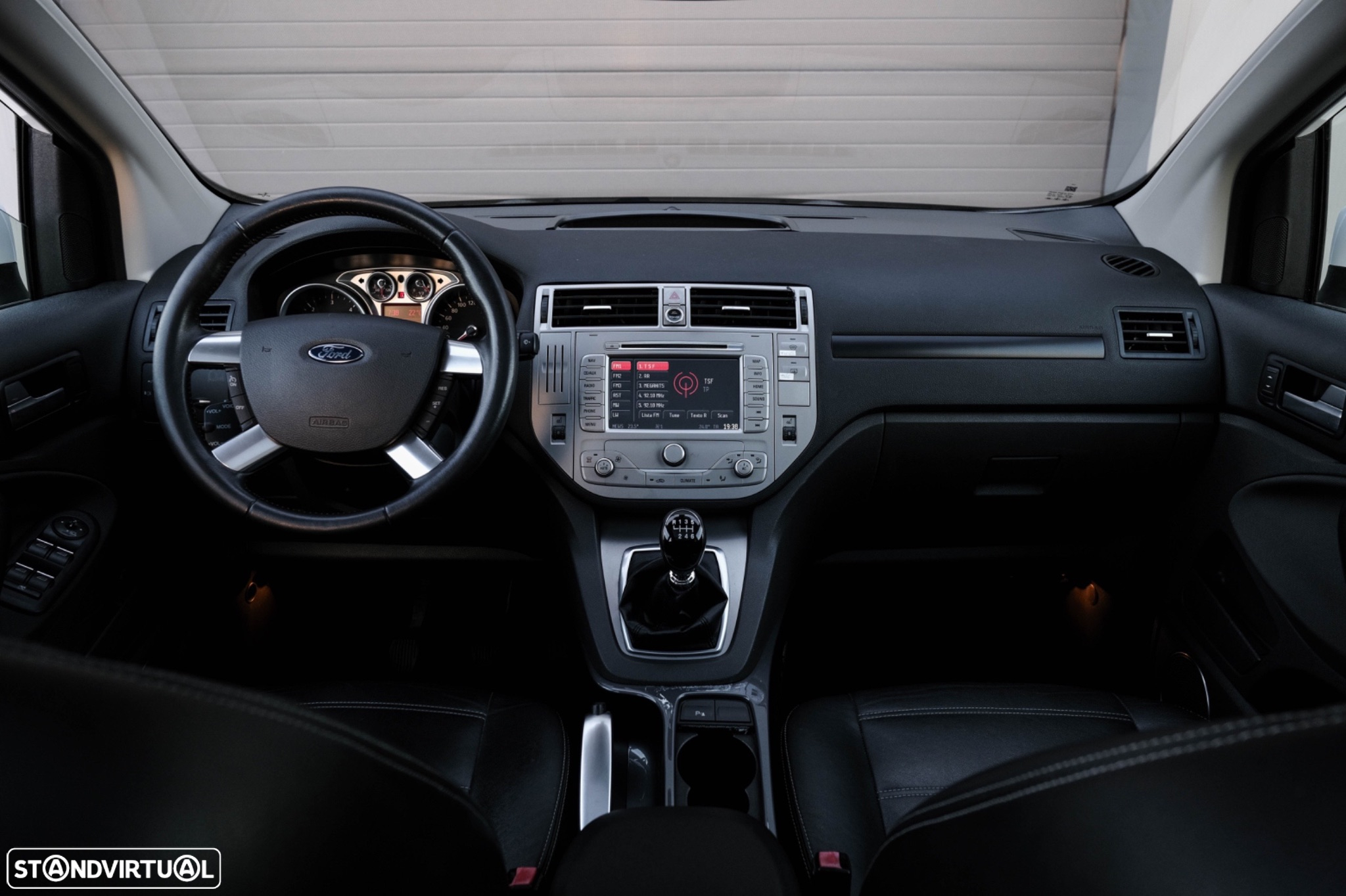 Ford Kuga 2.0 TDCi Titanium - 14