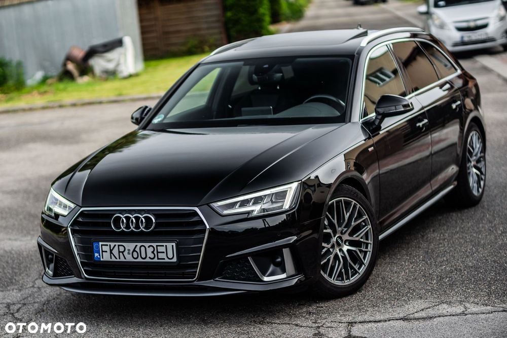 Audi A4 Avant 35 TFSI S tronic S line - 1