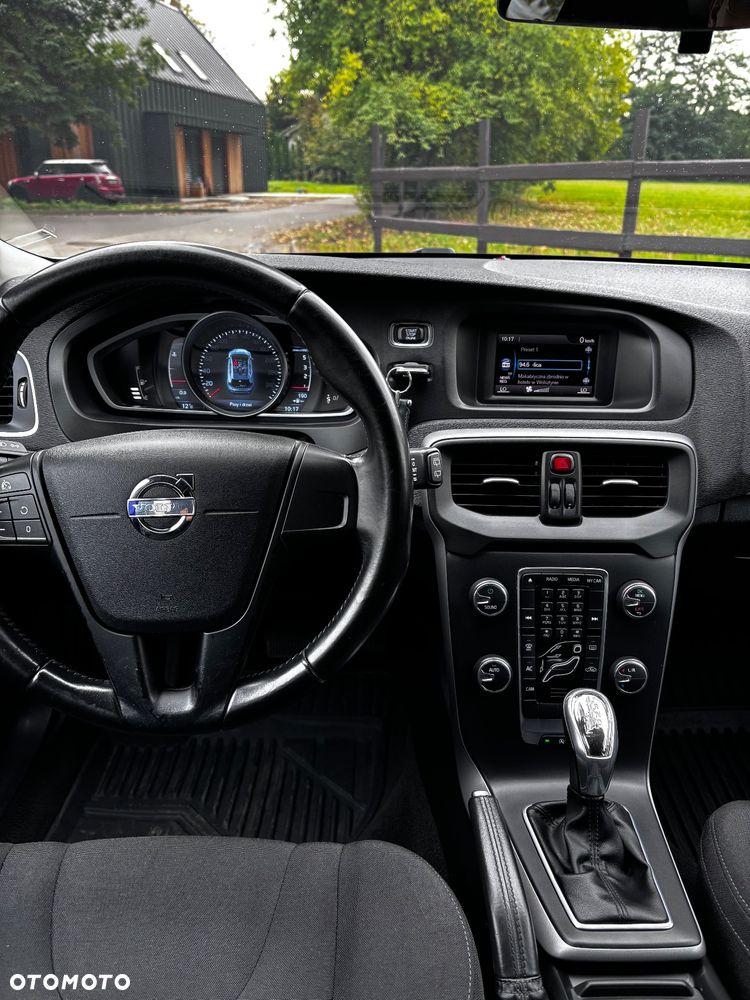 Volvo V40 D3 Kinetic - 10