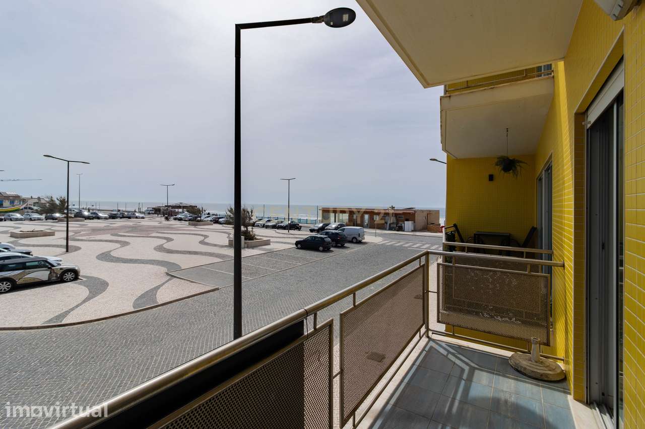 T2 com vista mar, piscina, garagem e elevador | Praia da Vieira - Grande imagem: 2/24