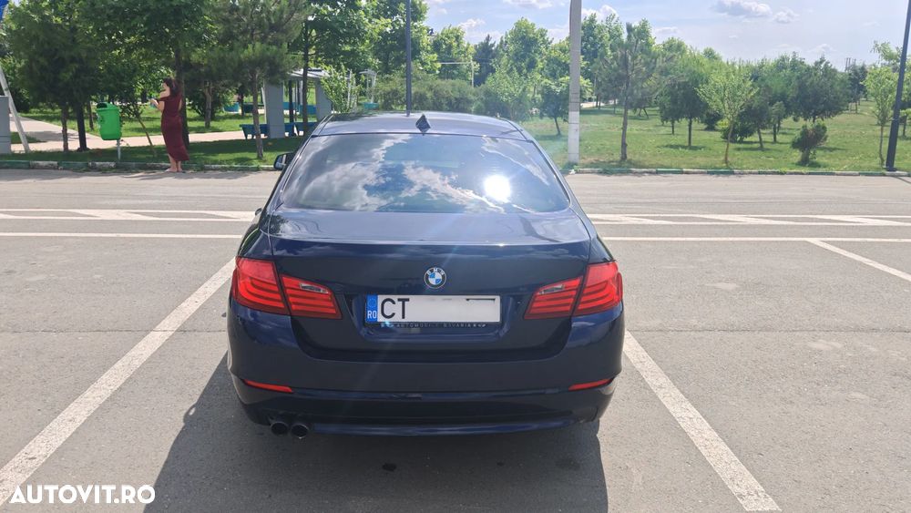 BMW 5 Series 2012 photo 3