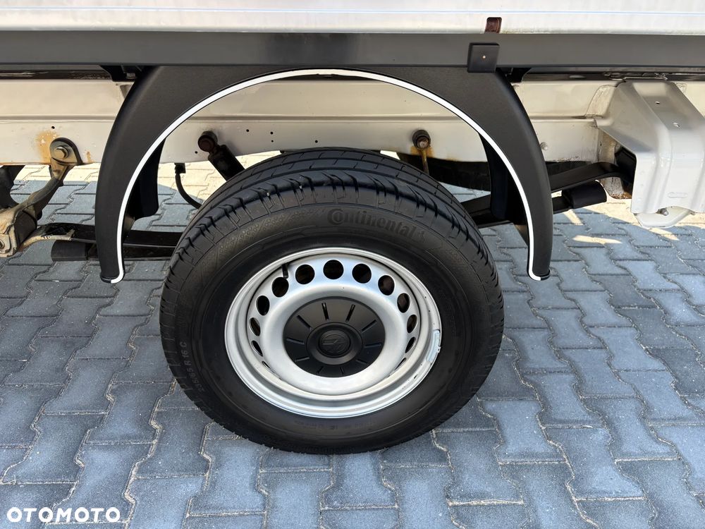 Volkswagen CRAFTER DOKA - 27
