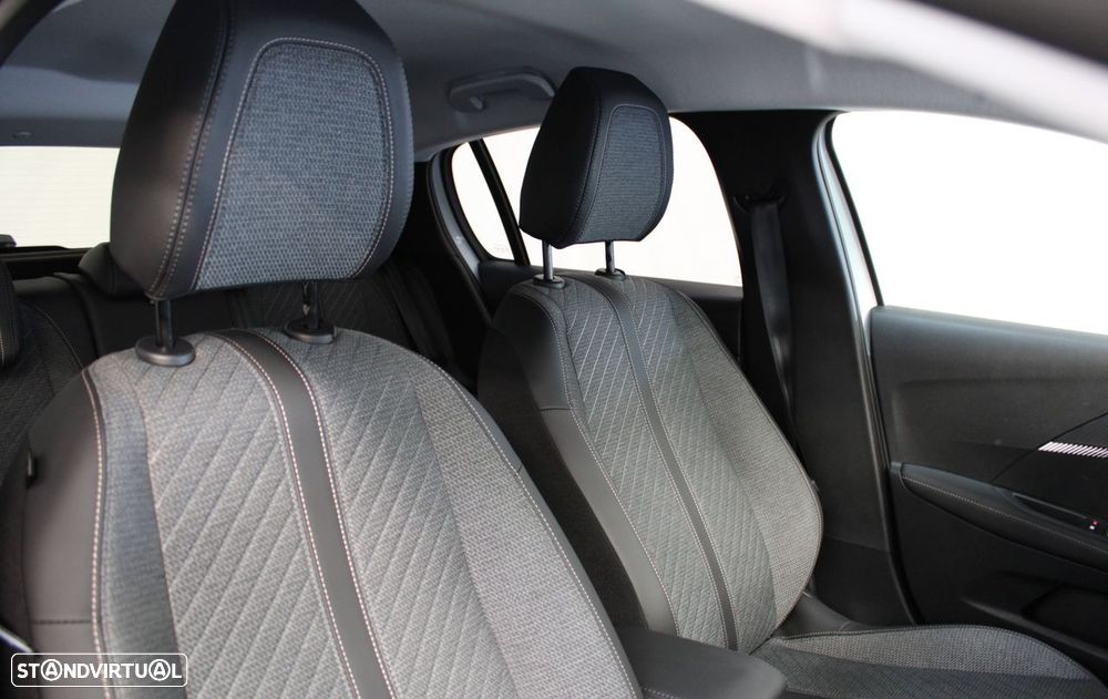 Peugeot 208 1.2 Hybrid Allure e-DCS6 - 16