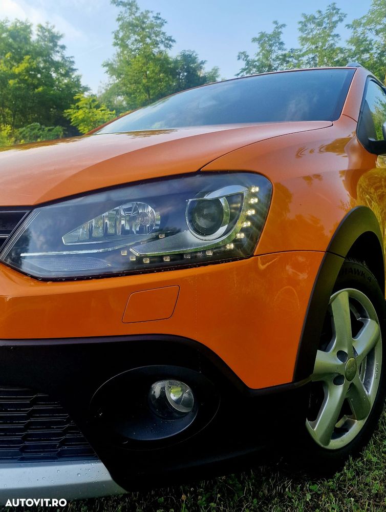 Volkswagen Polo 1.6 TDI Cross - 11