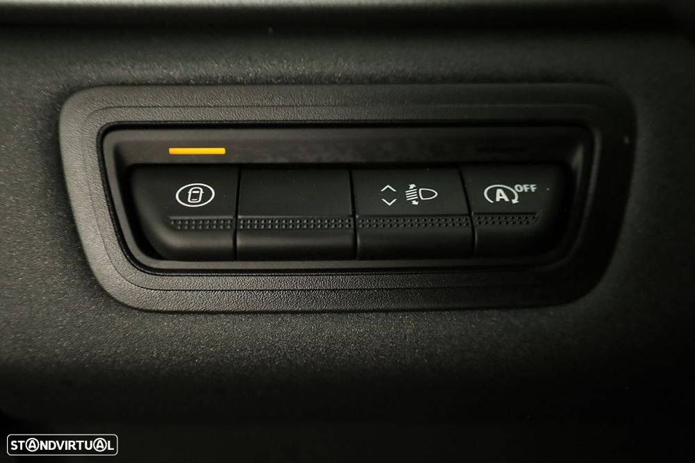 Renault Captur 1.0 TCe Techno Bi-Fuel - 19