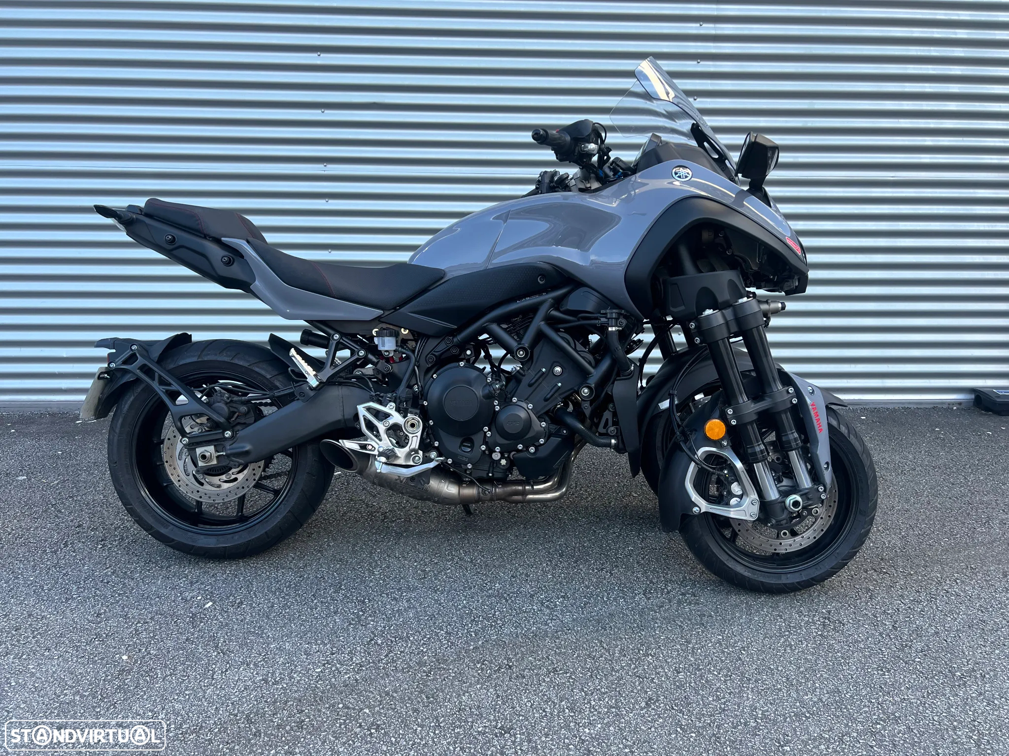 Yamaha Niken GT - 6