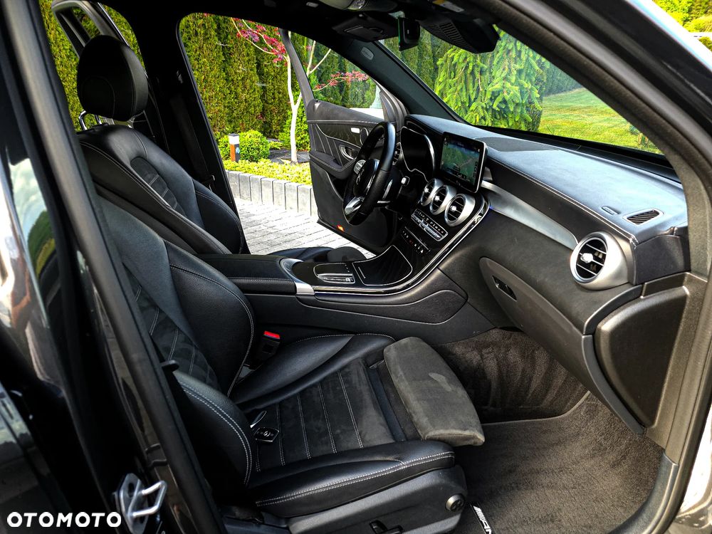 Mercedes-Benz GLC 350 e 4Matic 7G-TRONIC AMG Line - 21