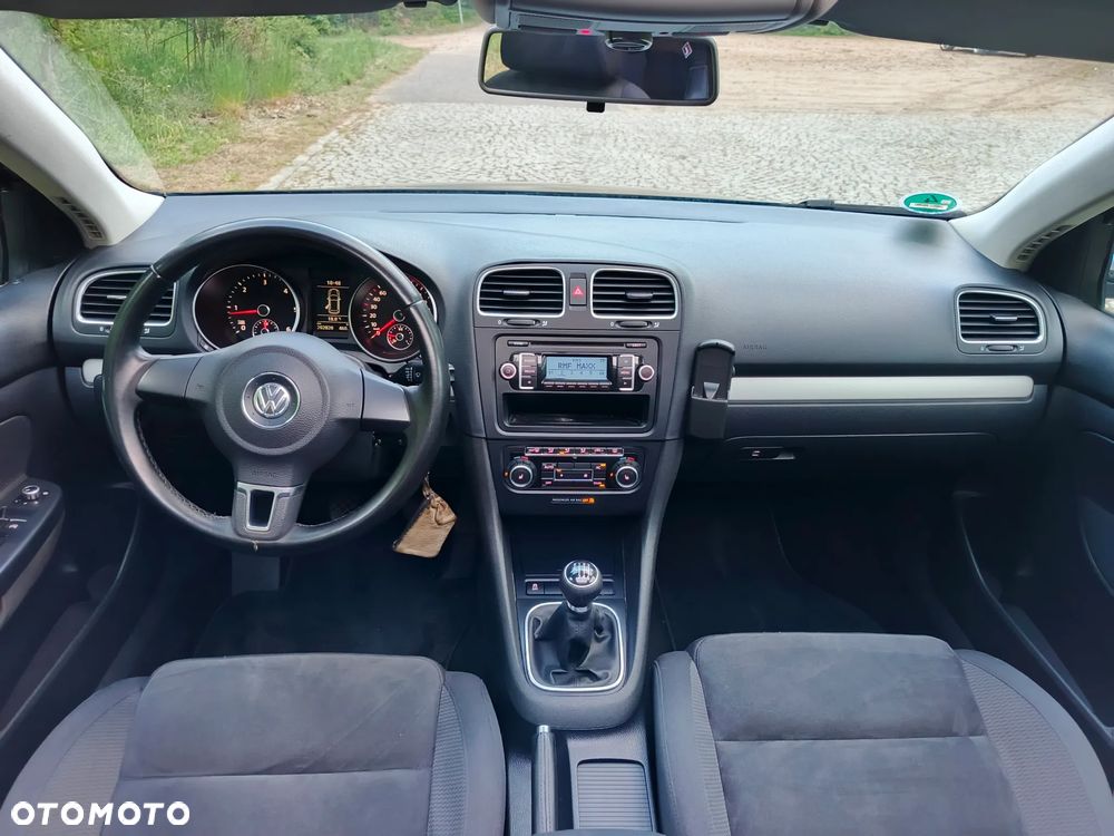 Volkswagen Golf 2.0 TDI DPF Highline - 8