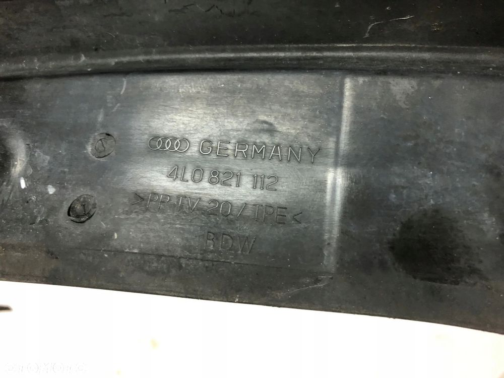 WYGŁUSZENIE OSŁONA BŁOTNIKA PRAWA Q7 4L0821112 - 6
