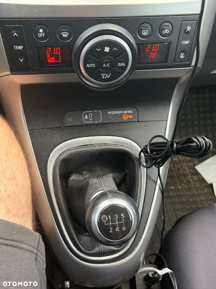 Toyota Verso 1.6 - 13