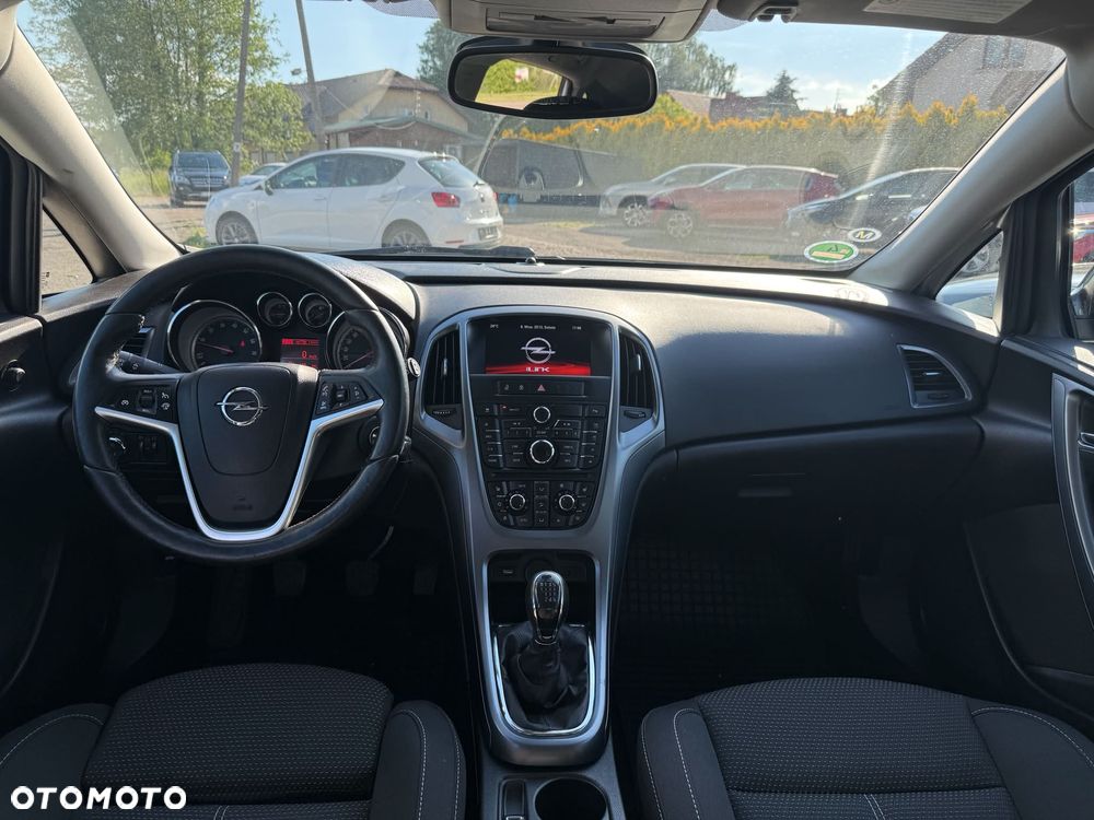 Opel Astra 1.4 Turbo Color Edition - 18