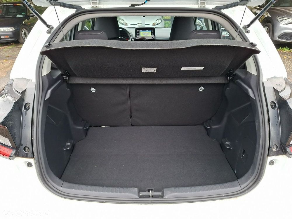 Toyota Yaris - 26