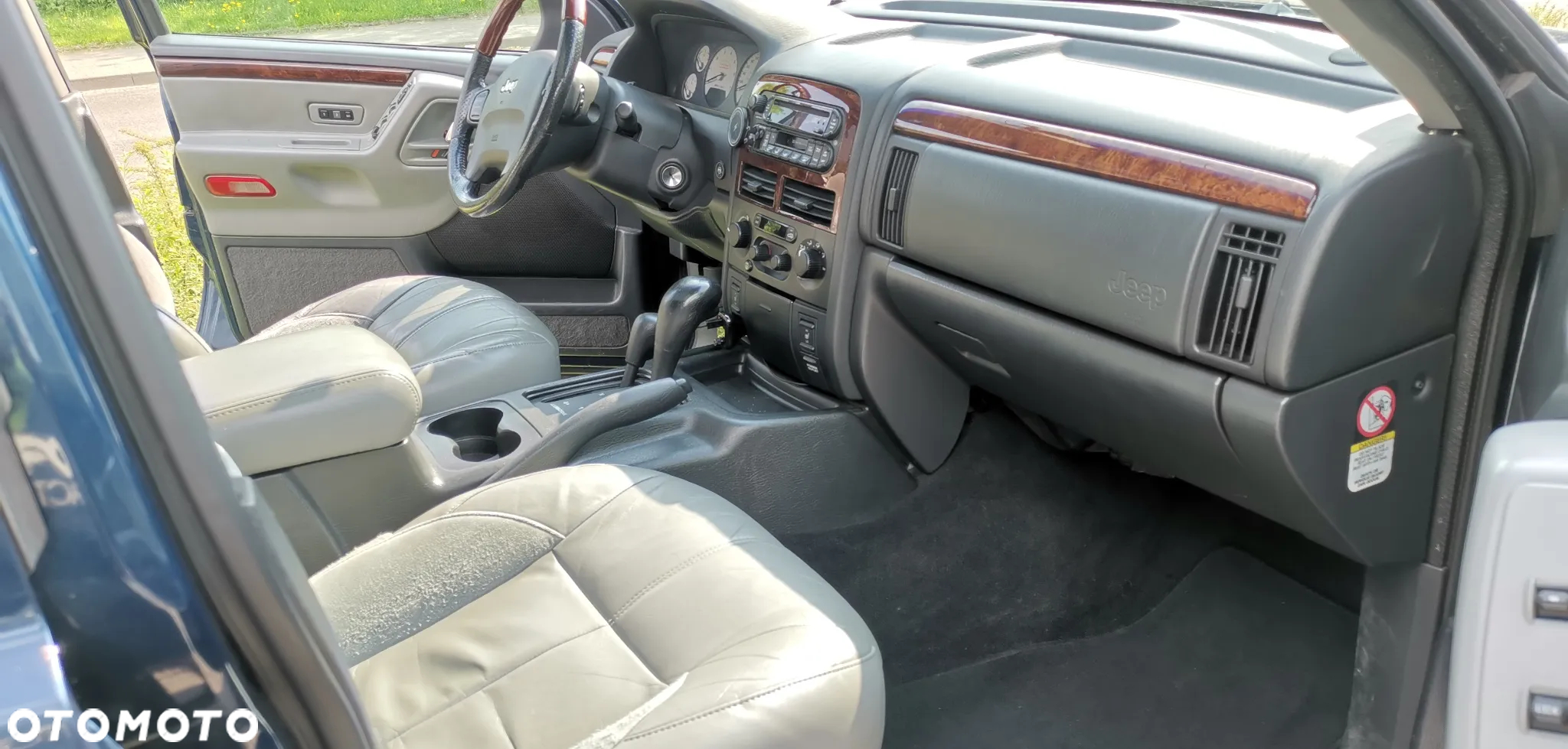 Jeep Grand Cherokee 4.7 Overland - 21