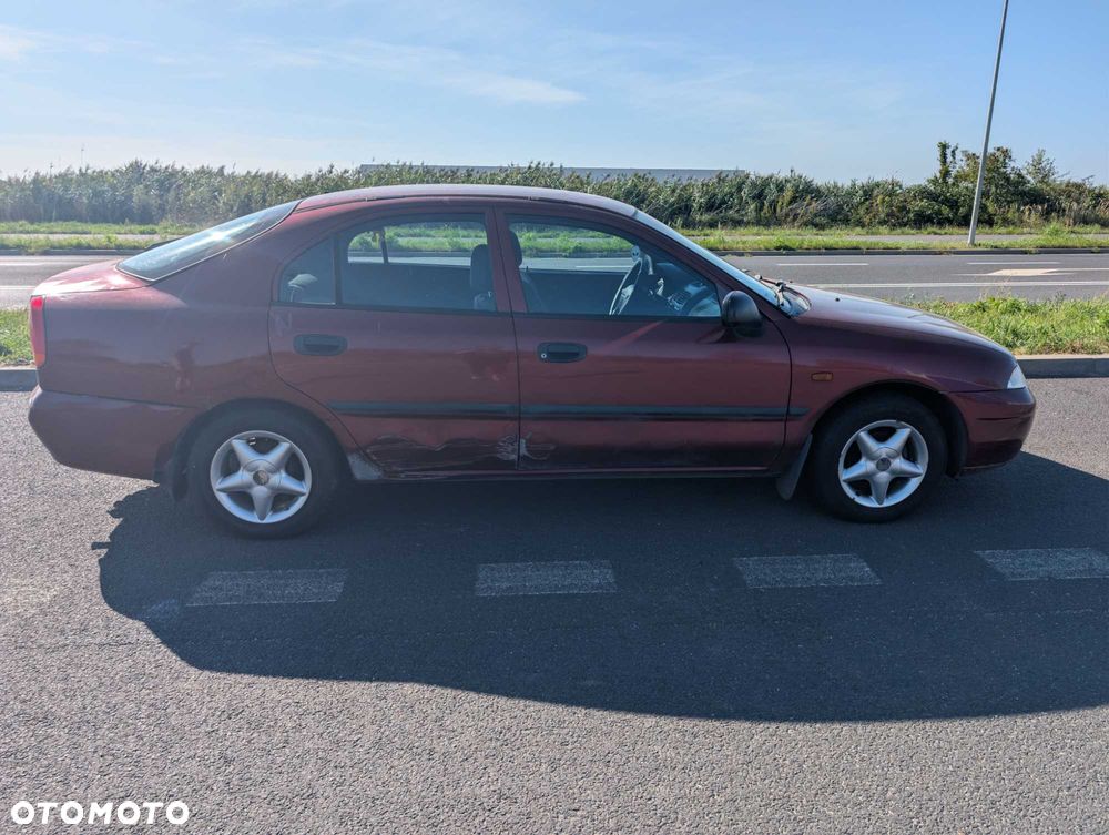 Mitsubishi Carisma - 6