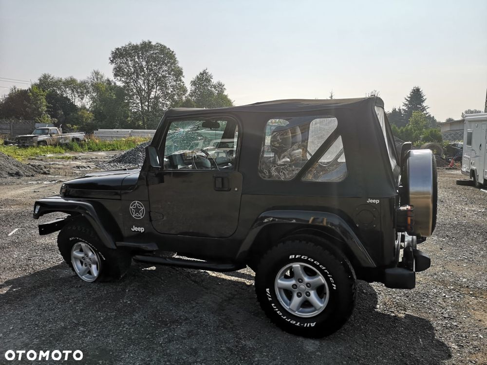 Jeep Wrangler - 7