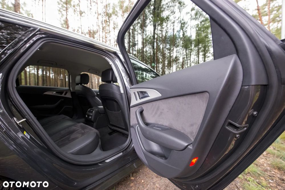Audi A6 Avant 2.0 TDI quattro S tronic - 28