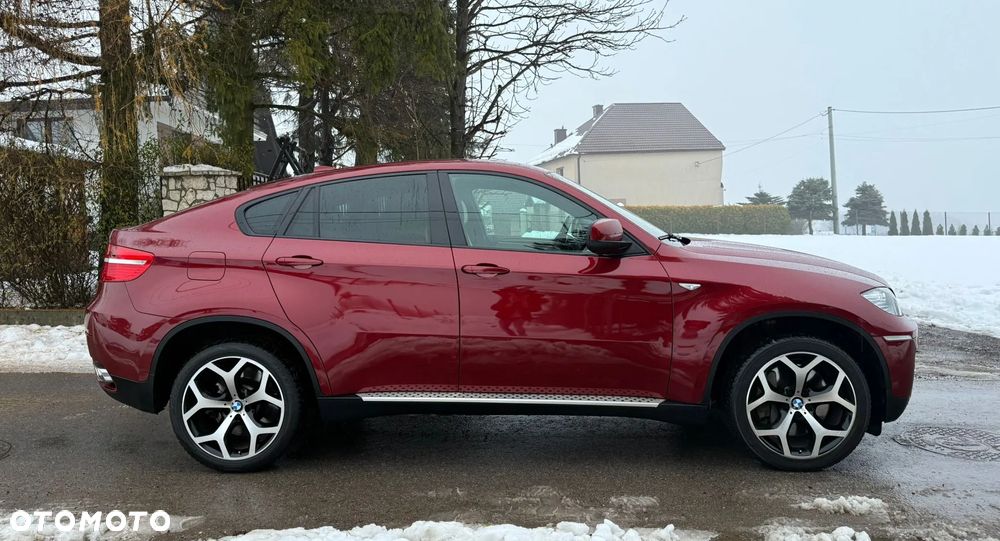 BMW X6 xDrive50i - 12
