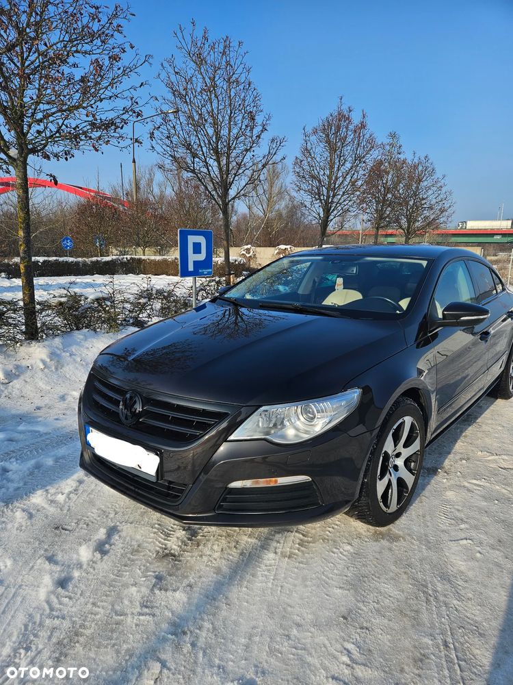 Volkswagen Passat CC - 25