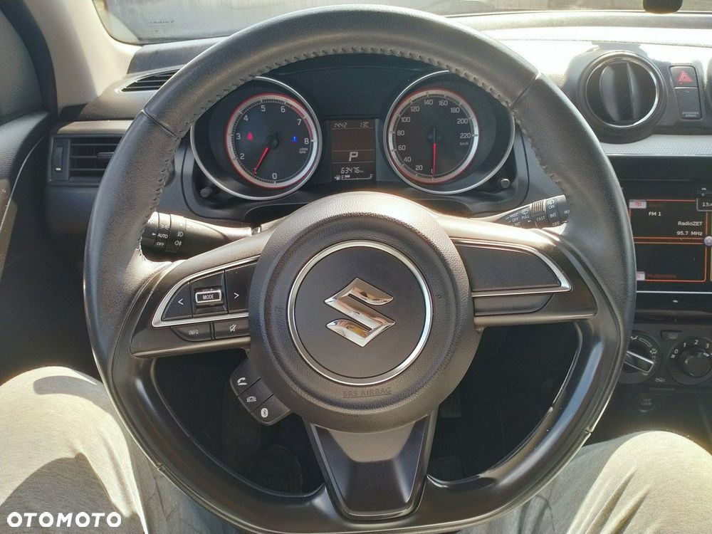 Suzuki Swift - 15