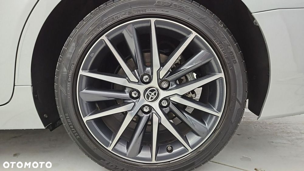 Toyota Camry 2.5 Hybrid Executive CVT - 25