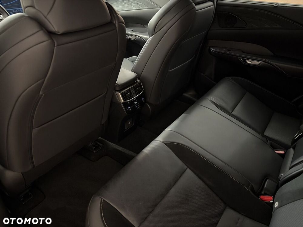 Lexus RX - 12